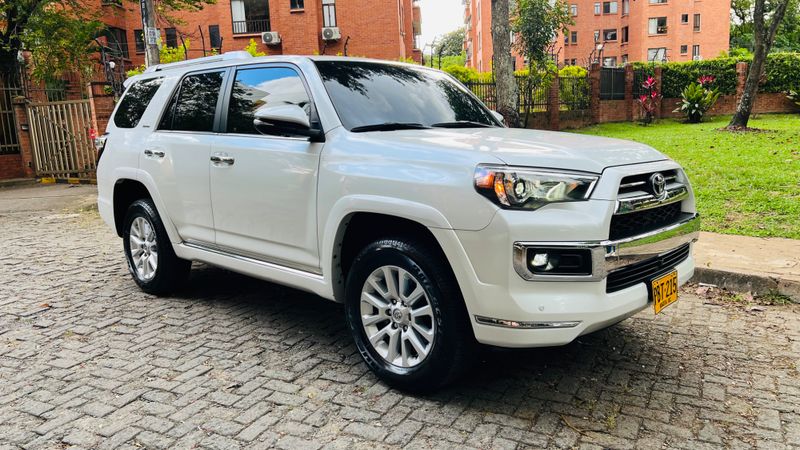 Toyota 4runner - imagen secundaria 1