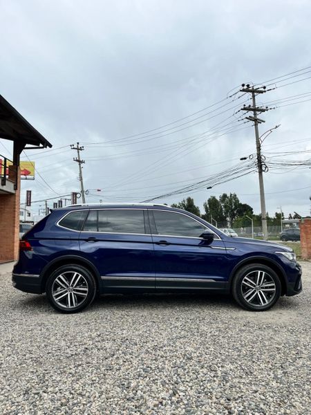 Volkswagen Tiguan Elegance 4Emotion 2.0 2022 - imagen secundaria 2