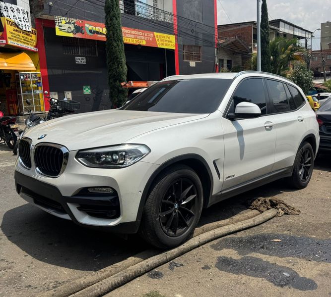 BMW X3 XDRIVE 30I 2018 - imagen secundaria 1