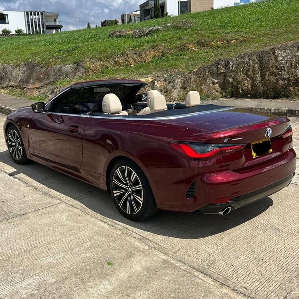 BMW 420i Cabriolet 2024 - imagen secundaria 2