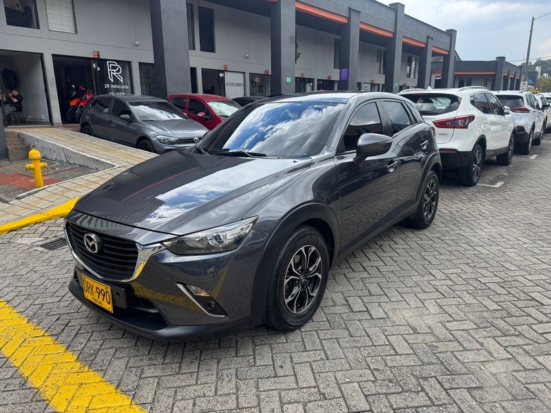 MAZDA CX3 2017 57500km - imagen secundaria 1