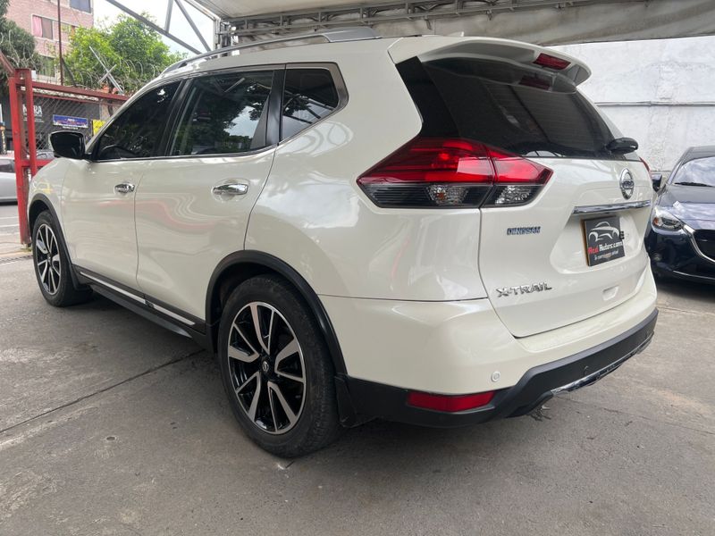 NISSAN X-TRAIL EXCLUSIVE CONNECT 2023  2.5 AT 4X4 - imagen secundaria 2