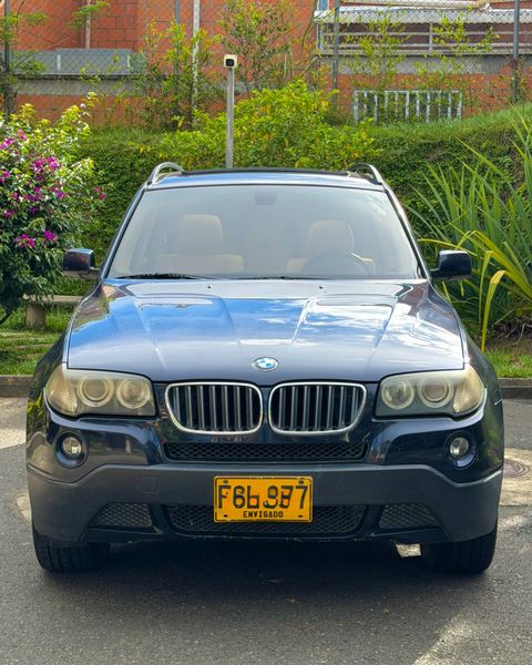 BMW X3 3.0si E83 AT - imagen secundaria 1