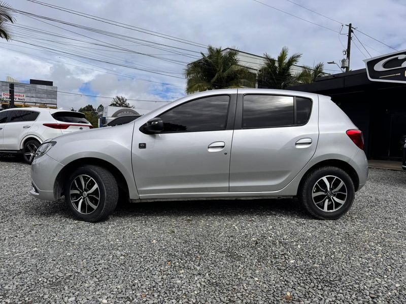 RENAULT SANDERO TRIPADVISOR  2018 - imagen secundaria 1