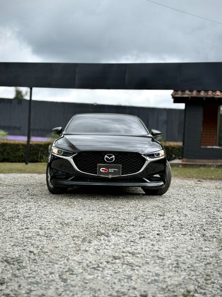 Mazda 3 Touring Hibrido - imagen secundaria 2