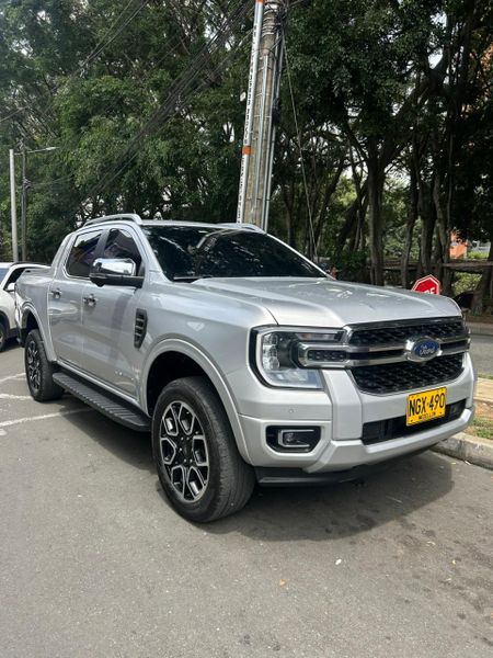 FORD RANGER LIMITED 2024 4x4 DIESEL - imagen secundaria 2