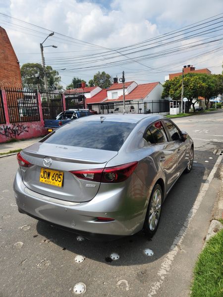 Mazda 3 grand touring 2017 - imagen secundaria 2