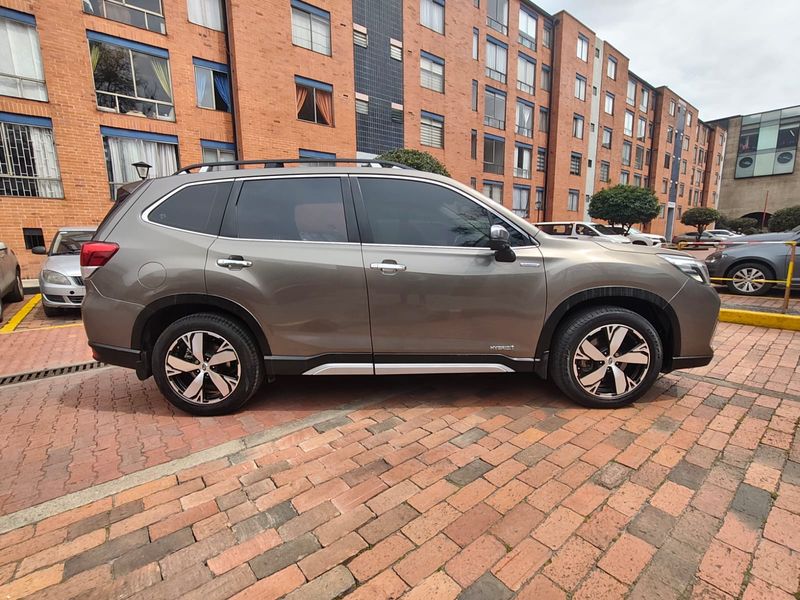 Subaru Forester Híbrida - imagen secundaria 1