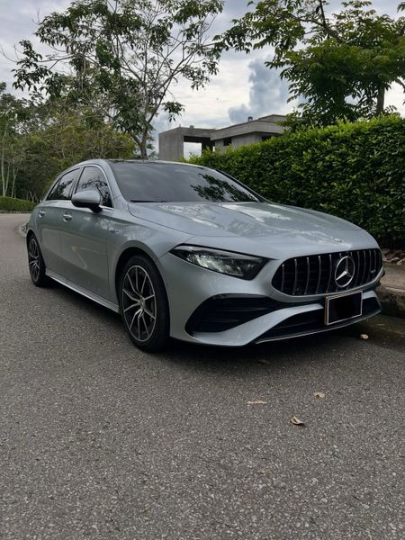 Mercedes Benz A35 AMG 4matic Híbrido 2025 - imagen secundaria 1