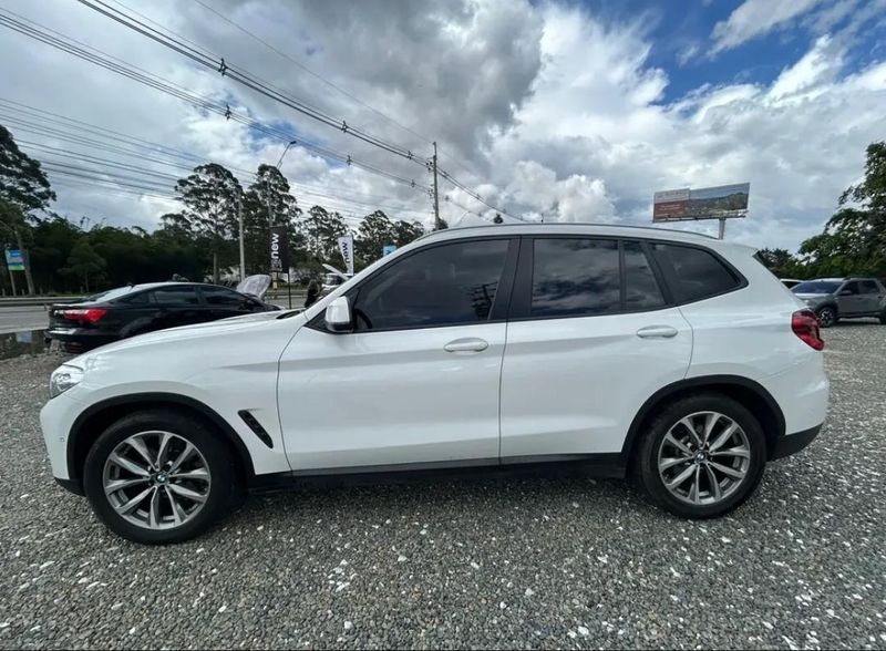 BMW X3 Xdrive 30i 2020 - imagen secundaria 1