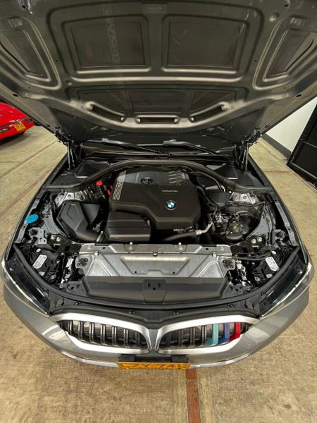 BMW 320i - imagen secundaria 2