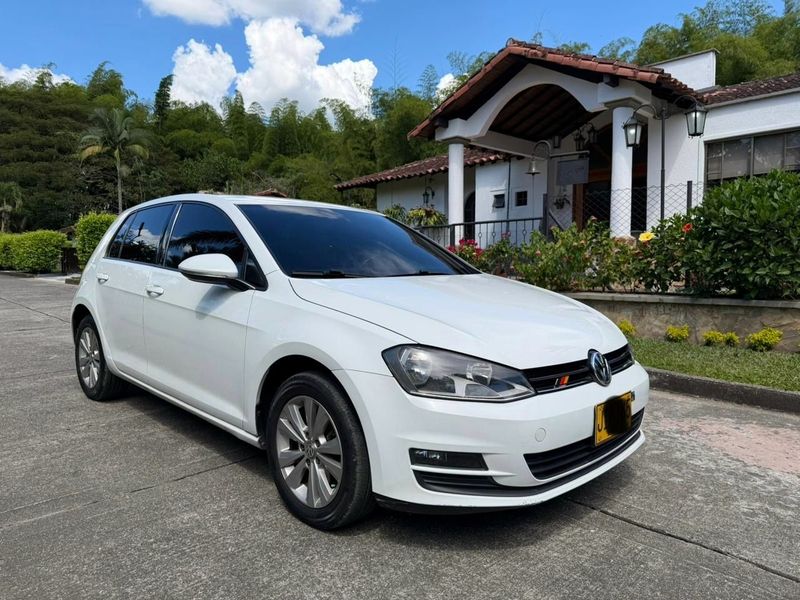 Volkswagen Golf 1.4 TSI Modelo 2017 - imagen secundaria 2