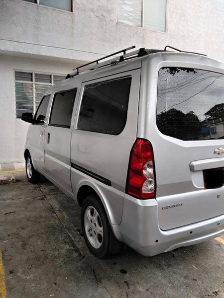 Chevrolet N300 PRECIO NEGOCIABLE - imagen secundaria 2