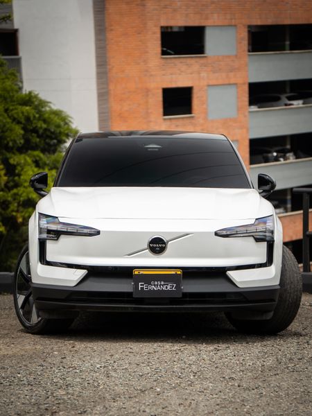 Volvo Ex30 Ultra Range 2025 - imagen secundaria 1