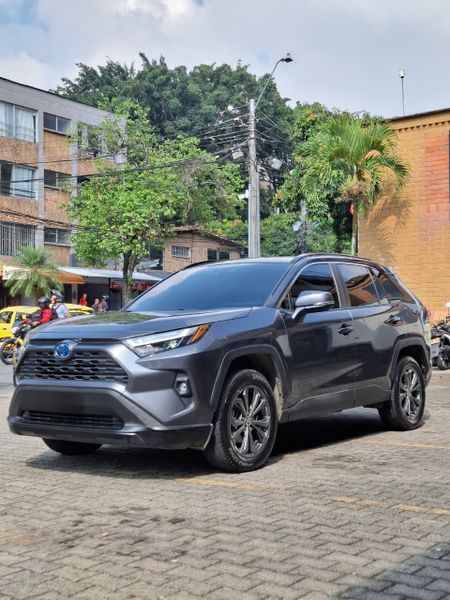 TOYOTA RAV 4 XLE HYBRID 2024 - imagen secundaria 2