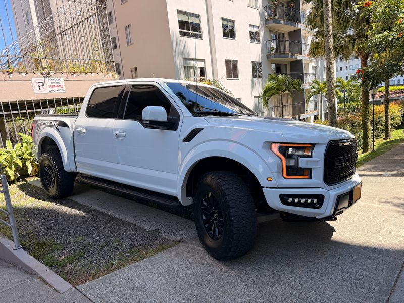 Ford Raptor F-150 Blindada - imagen secundaria 2