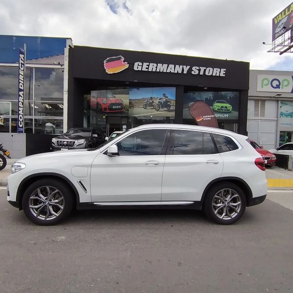 BMW X3 2.0 Xdrive30E Hibrido 2021  52.500 km - imagen secundaria 1