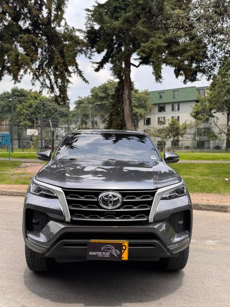 TOYOTA FORTUNER - 2.7L - 2022 - BOGOTÁ - imagen secundaria 1