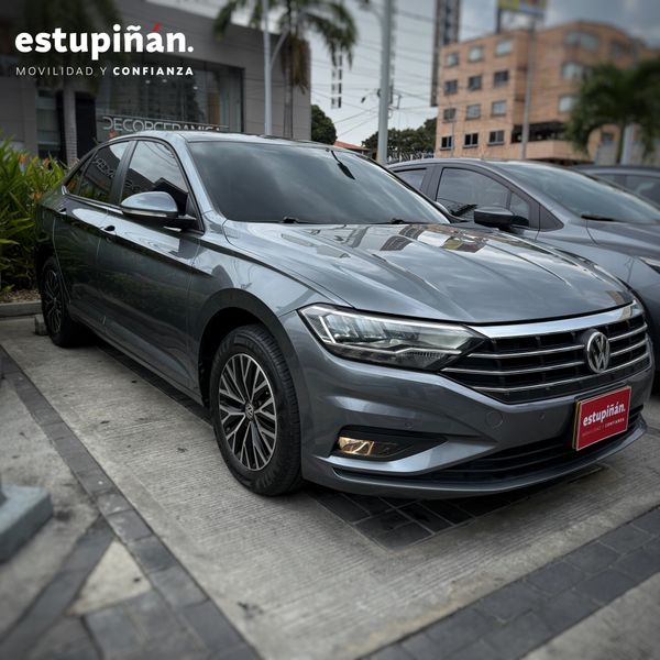 VOLKSWAGEN JETTA TSI HIGHLINE - 2020 - imagen secundaria 2
