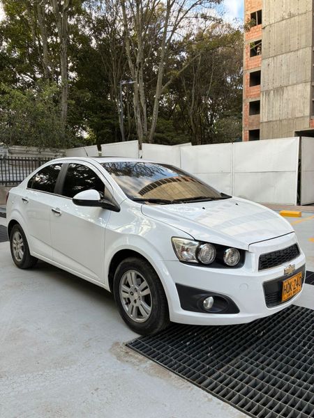 CHEVROLET SONIC LT 2015 MECÁNICO