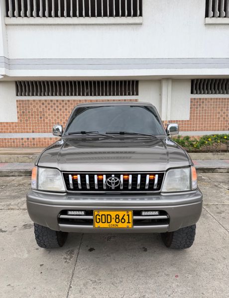 TOYOTA PRADO Sumo Ego 2005 4x4 - imagen secundaria 2
