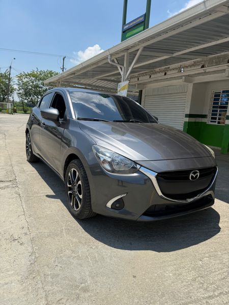 Mazda 2 touring 2019 - imagen secundaria 1