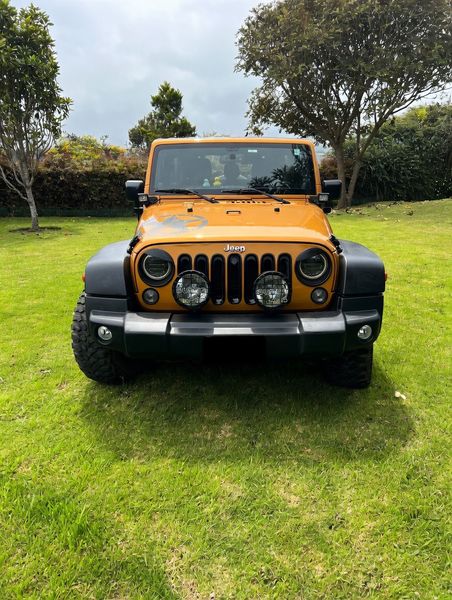 Jeep Wrangler Unlimited 2014 Kmts 89000 - imagen secundaria 1