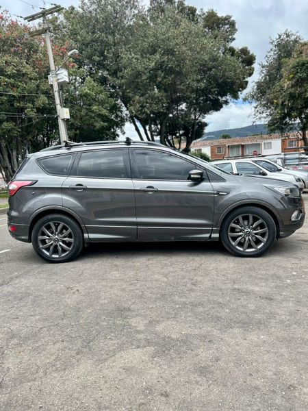 FORD ESCAPE  ST-LINE TP 2.0cc 4X4 MOD 2020    APLICA FINANCIACION - imagen secundaria 1