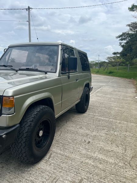 Montero Mitsubishi - Cabinado Negociable - imagen secundaria 2