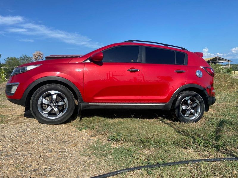 KIA SPORTAGE REVOLUTION AUTOMATICA - imagen secundaria 2