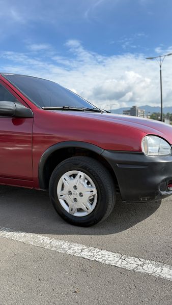 Chevrolet Corsa - imagen secundaria 2