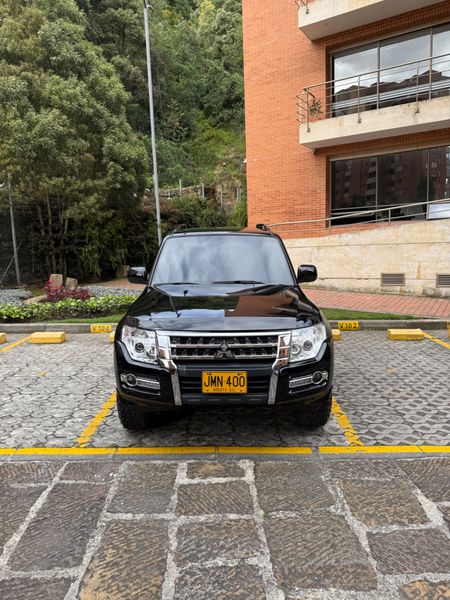 Mitsubishi Montero Hard Top 2020 - imagen secundaria 1