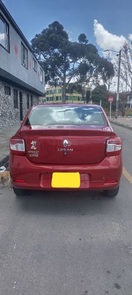 Renault Logan autentique life 2020 único dueo 41.000 km - imagen secundaria 2
