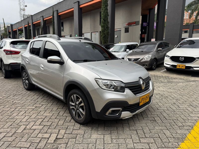 RENAULT SANDERO STEPWAY 2021 AUTOMATICO - imagen secundaria 2