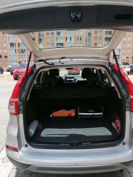 HONDA CR-V LXC 2.4 2016 - imagen secundaria 2