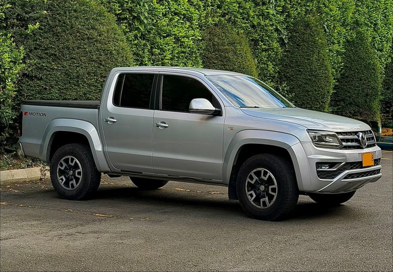 Volkswagen Amarok 2.0 Highline full equipo original - imagen secundaria 2