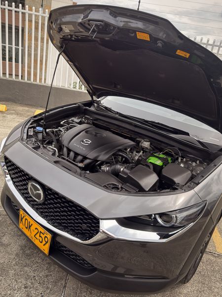 Mazda CX-30 Grand Touring LX 4X2 2.5L Machine Gray - imagen secundaria 2