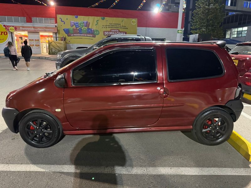 Renault Twingo Access 2013  FULL EQUIPO  ECONÓMICO Y AL DÍA - imagen secundaria 2