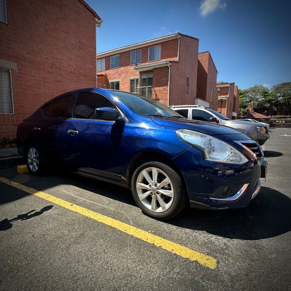 Nissan Versa 2019 Mecanico - imagen secundaria 1