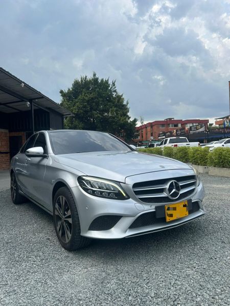 Mercedes Benz C 180 2020 Automatico - imagen secundaria 1