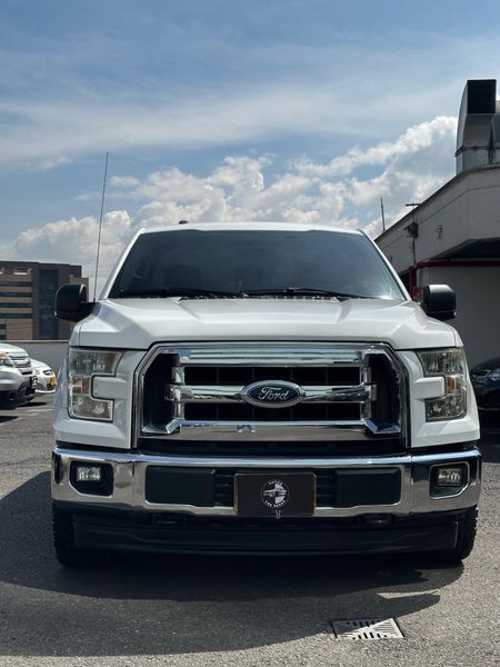 FORD F-150 XLT 2017 4x4 - imagen secundaria 1