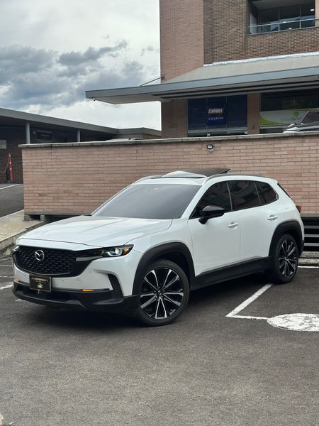 Mazda CX50 Grand Touring LX 2023 - imagen secundaria 1