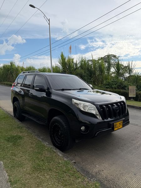Toyota Prado Tx diesel 2011 - imagen secundaria 2