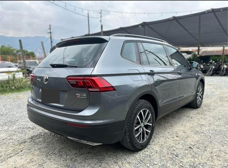 Volkswagen Tiguan 2018 - imagen secundaria 1