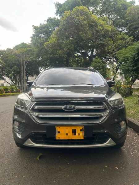 FORD ESCAPE SE 2019 AUTOMATICA - imagen secundaria 2
