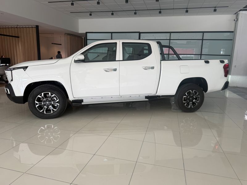 Changan Hunter PRO 4x4 híbrida de rango extendido - imagen secundaria 1
