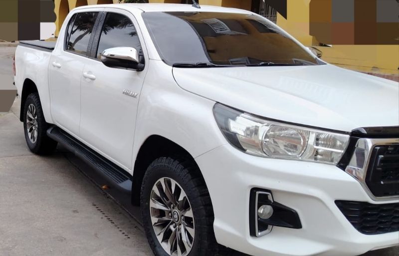 Toyota Hilux 2.4 2019 - imagen secundaria 1