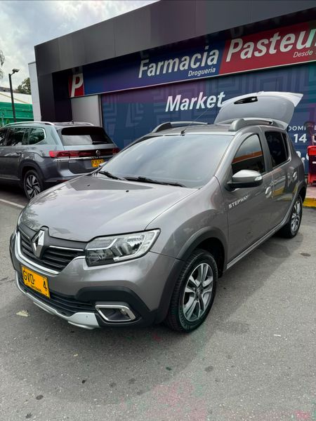 Renault Sandero Stepway Intens MT 2020 - imagen secundaria 1