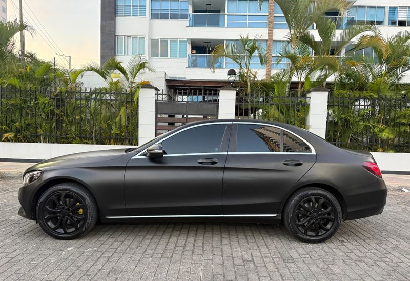 Mercedes Benz C180 2018 gasolina - imagen secundaria 2