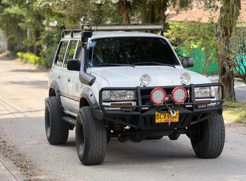 SE VENDE JOYA 4X4   Toyota Land Cruiser 1994 - imagen secundaria 2